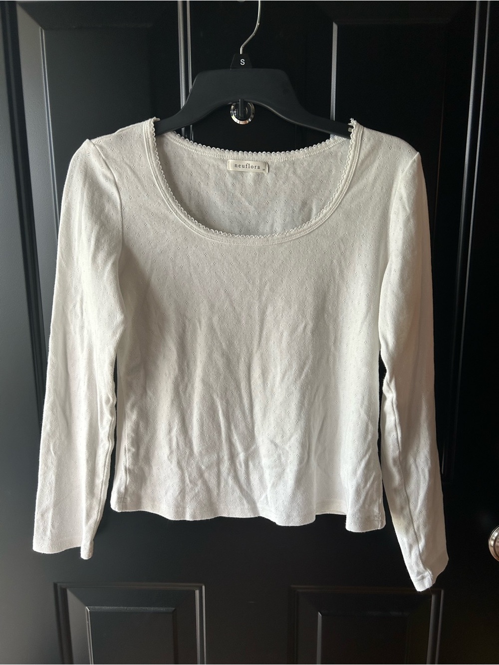 Neuflora Women's Long Sleeve Scoop Neck Tee in Off-White